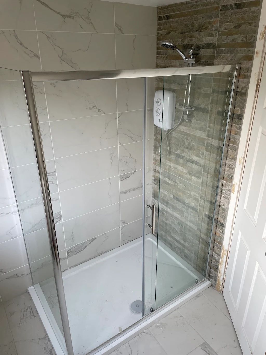 Shower enclosure