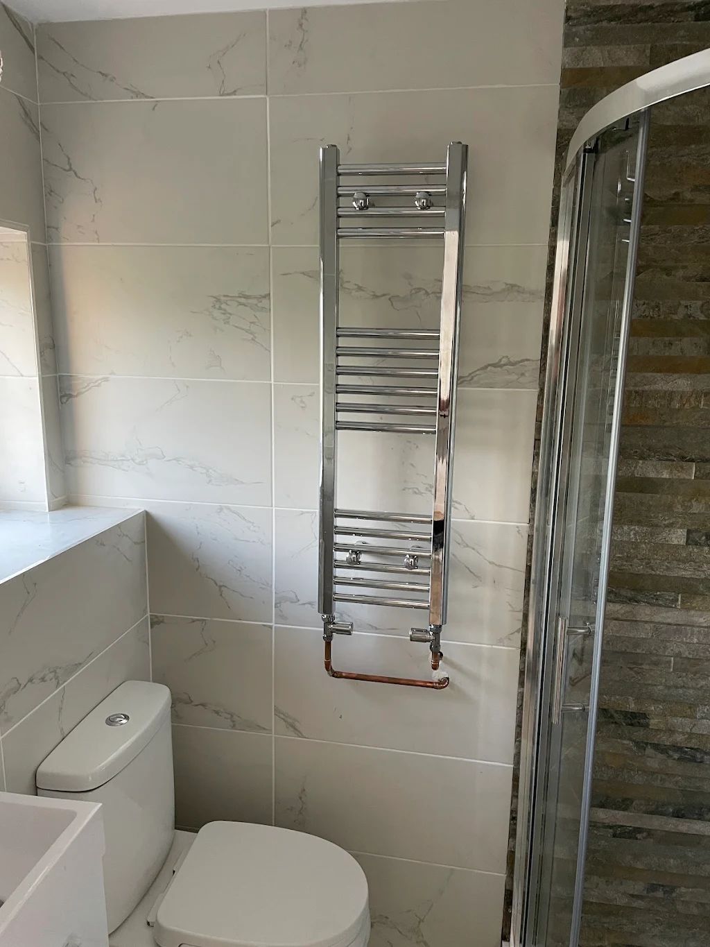 Bathroom towel radiator